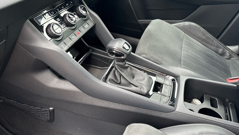 Skoda Karoq 1.5 TSI SE L 5dr DSG Petrol Estate